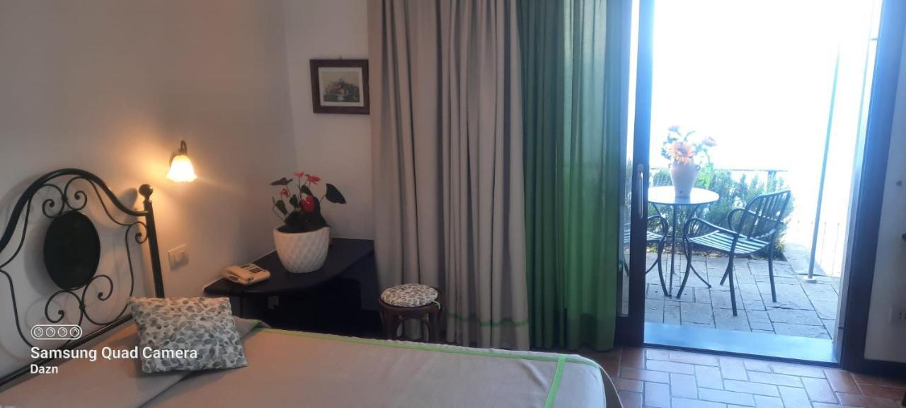 Hotel La Giada Del Mesco Levanto Bagian luar foto