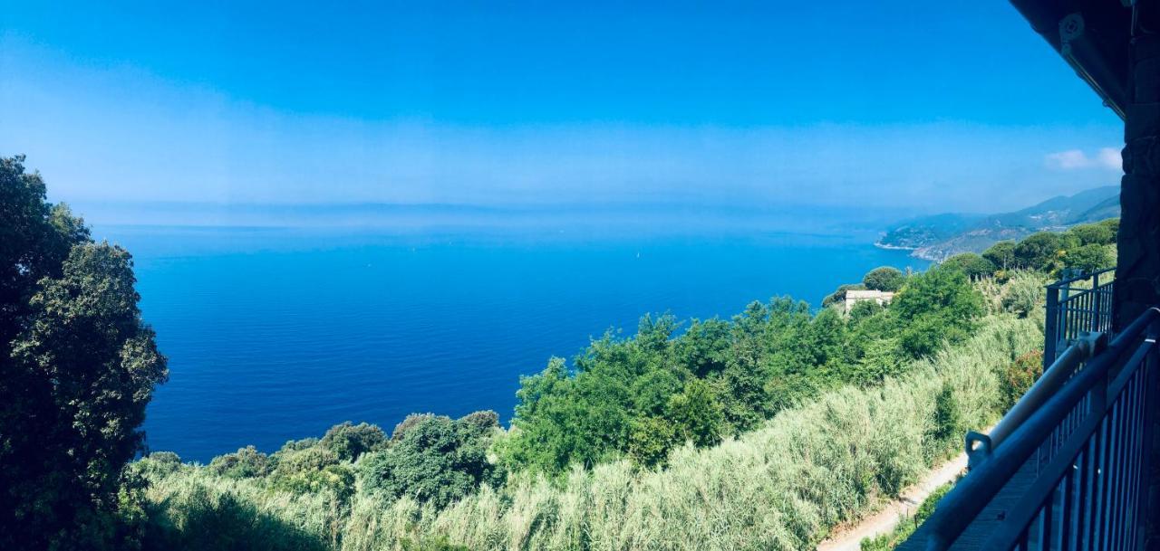 Hotel La Giada Del Mesco Levanto Bagian luar foto