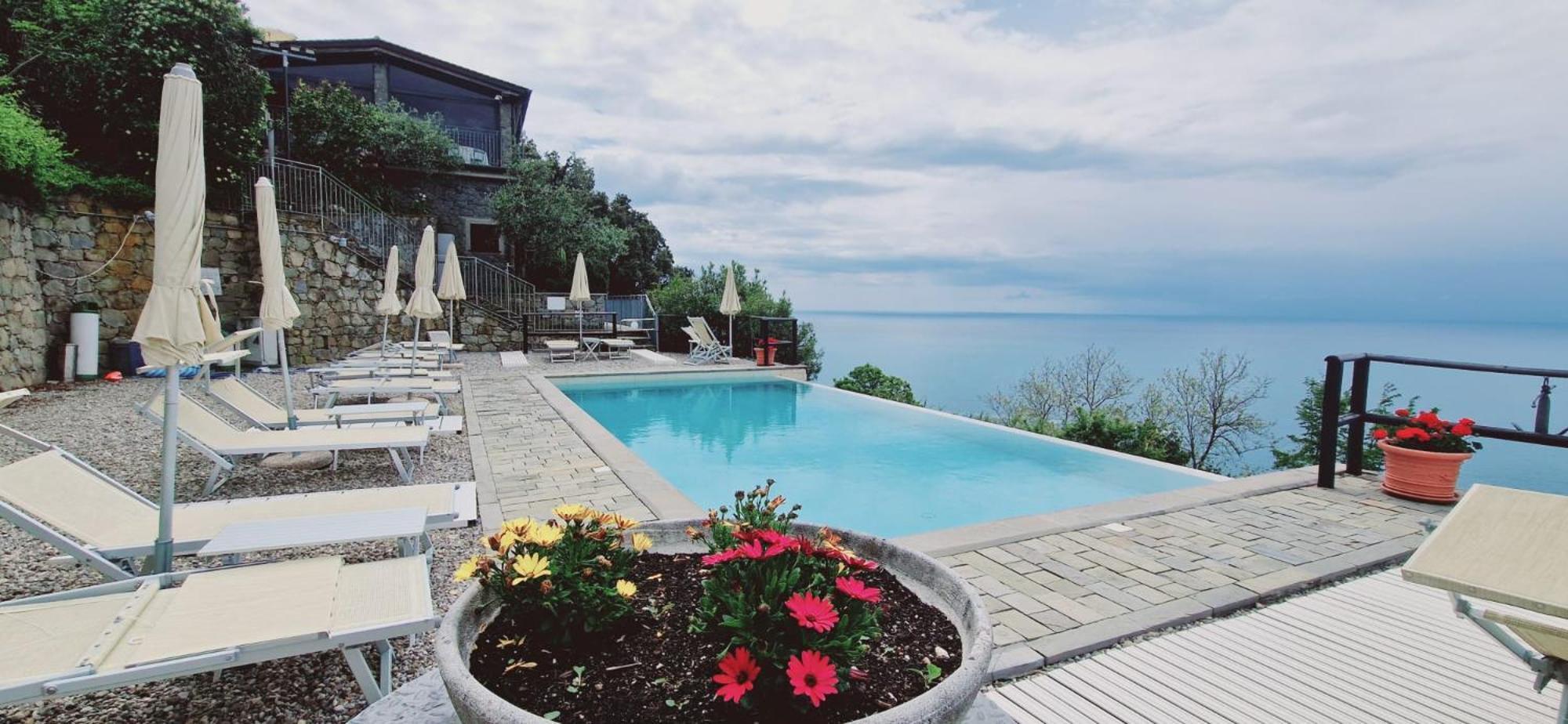 Hotel La Giada Del Mesco Levanto Bagian luar foto
