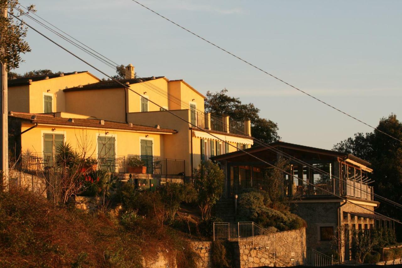 Hotel La Giada Del Mesco Levanto Bagian luar foto